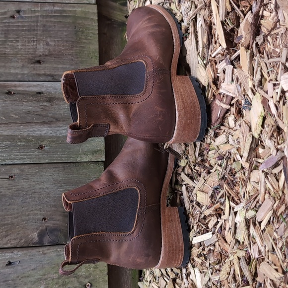 Portland Leather/Patina Footwear - Women's 8.5 Classic Chelsea Boots - Picture 4 of 10